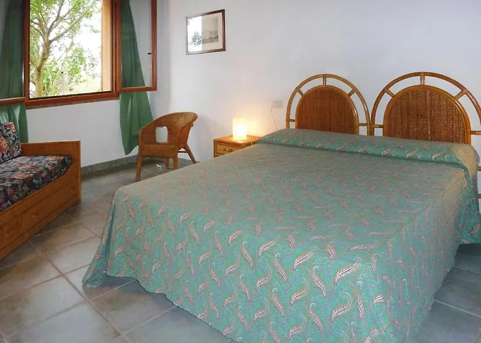 In Nisporto With Private Sea Access