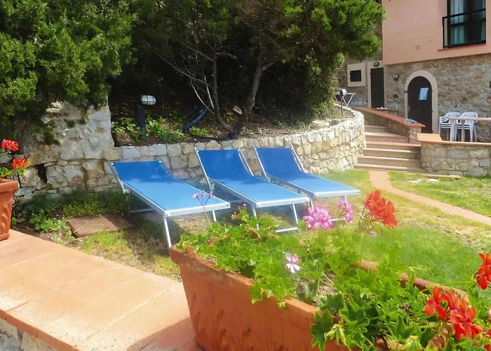 Апартаменты In Nisporto With Private Sea Access *