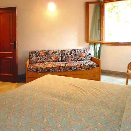 Apartman In Nisporto With Private Sea Access