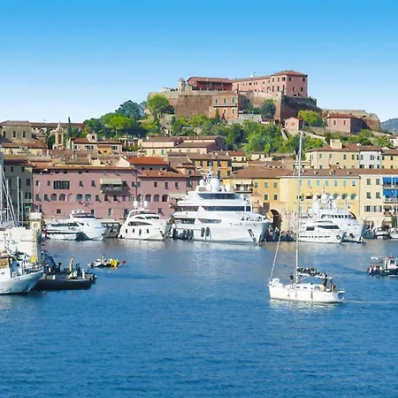 In Nisporto With Private Sea Access Apartman *